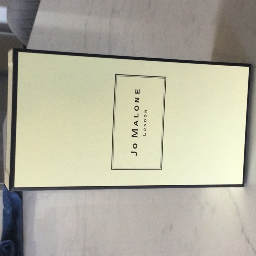 Jo Malone gift box
